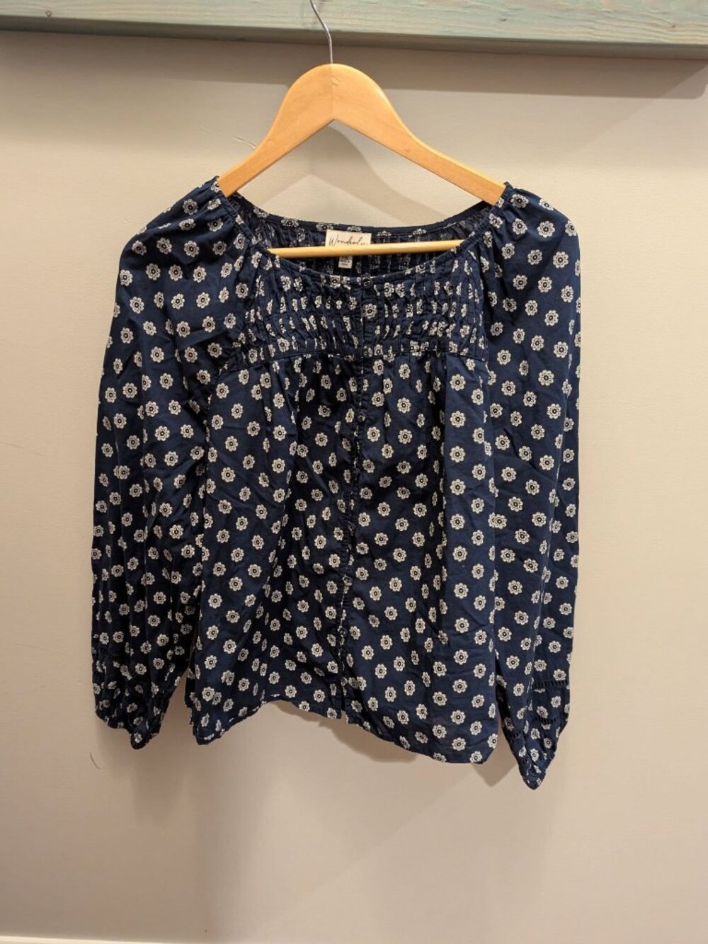Wonderly PXL navy medallion 100% cotton blouse pintucks